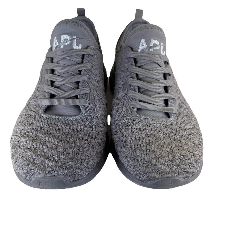 APL Women’s Techloom Phantom Sneakers Light Gray women’s Sz 8.5 Athletic Casual